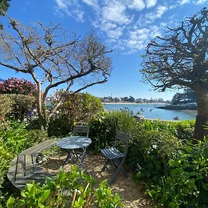 https://le-ste-marine-ptit-coin-de-paradis-vue-sur-le-port-wifi.inbrittany.com